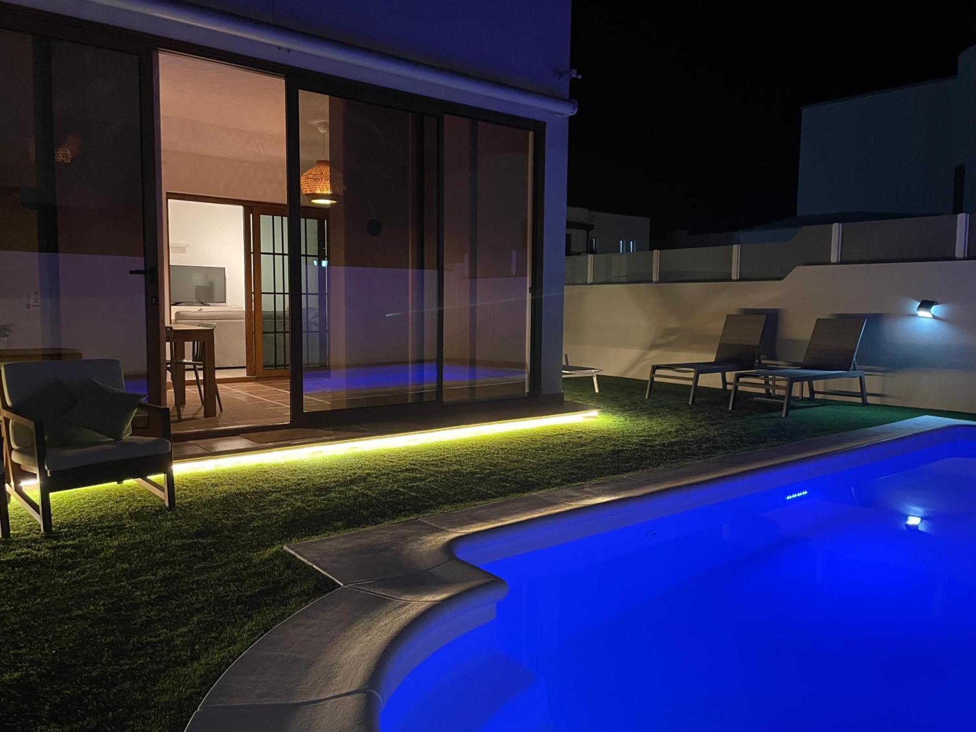 Villa Tama Luxury & Relax 科斯塔特吉塞 外观 照片