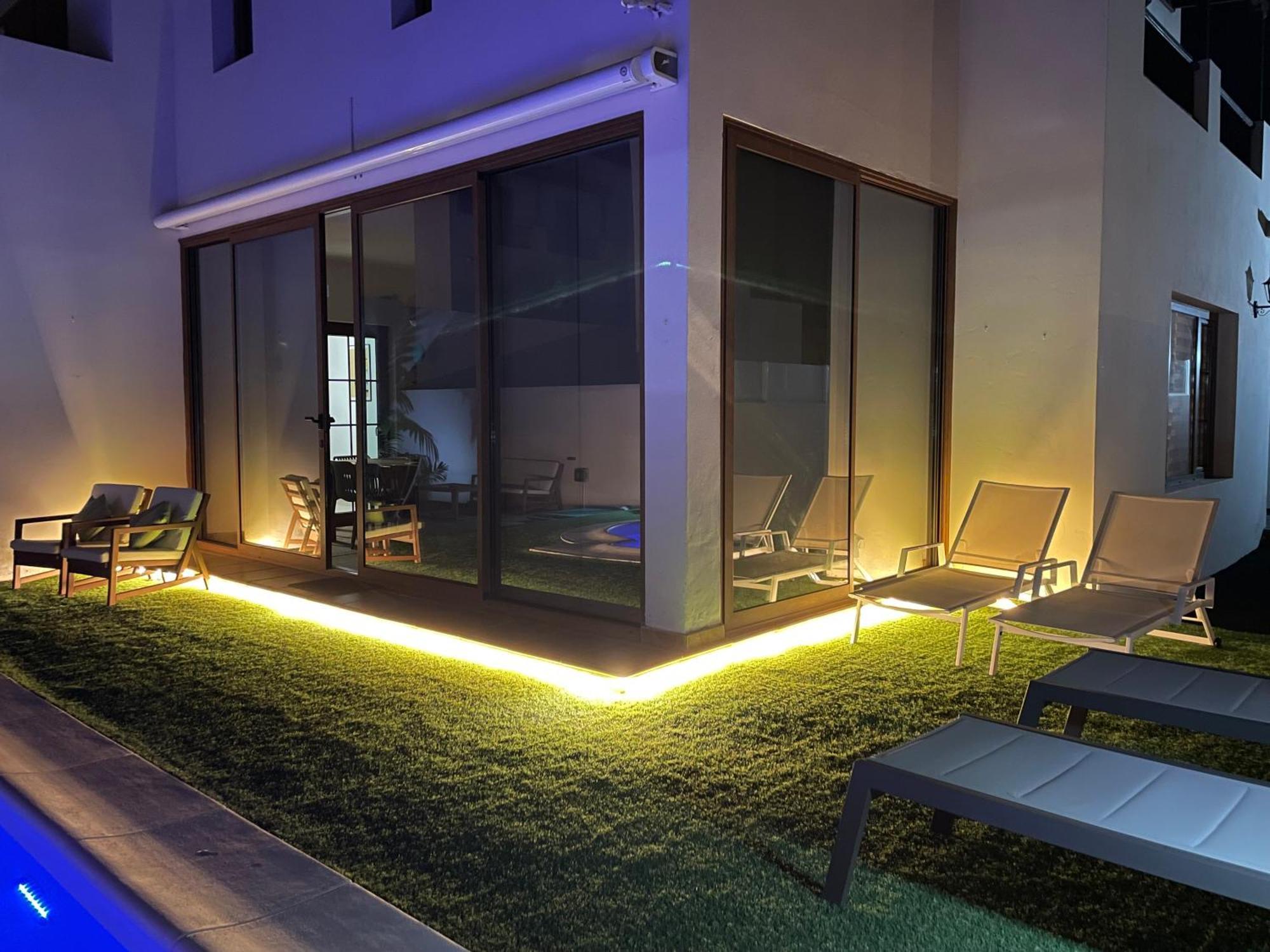 Villa Tama Luxury & Relax 科斯塔特吉塞 外观 照片